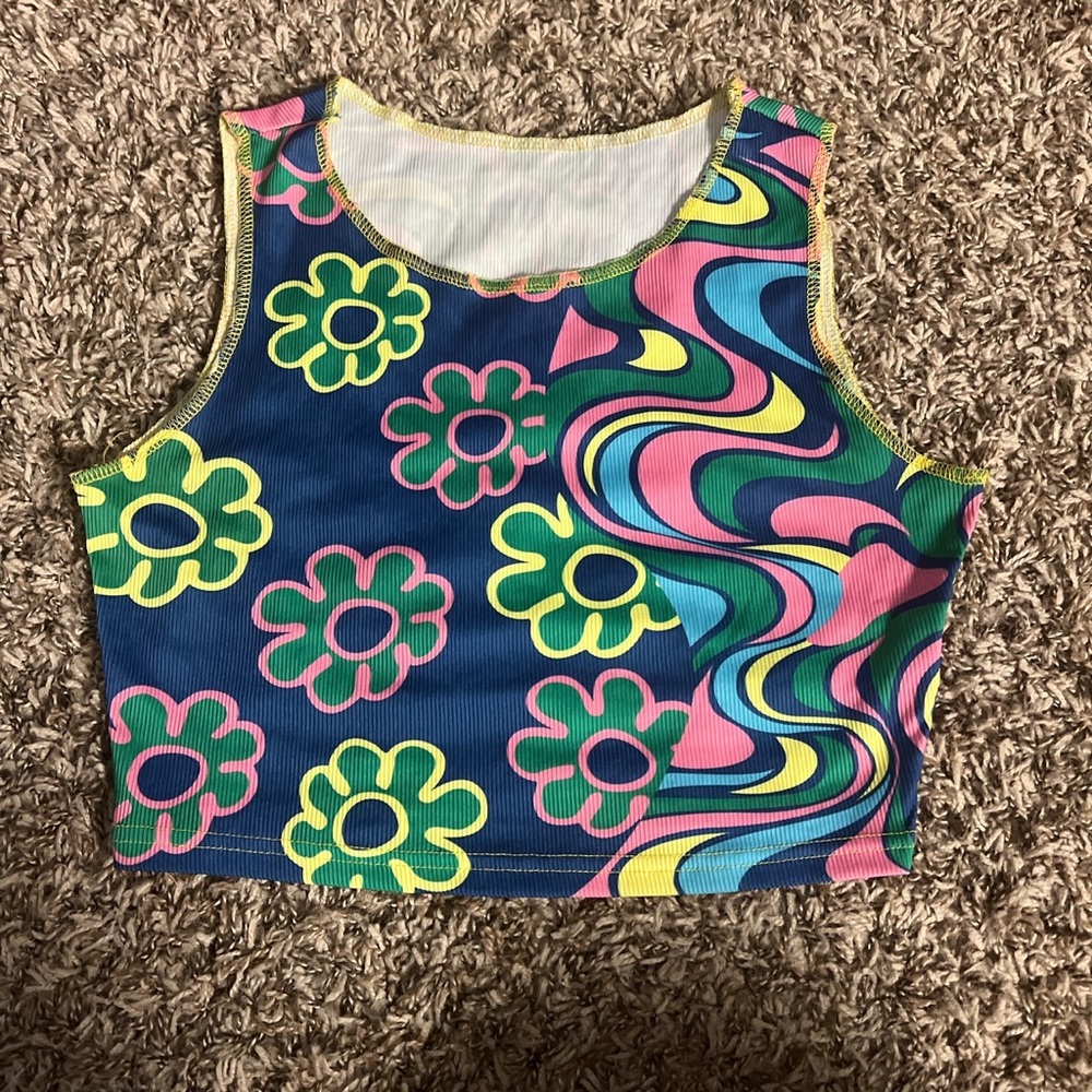Cropped multicolor 70s inspired tank